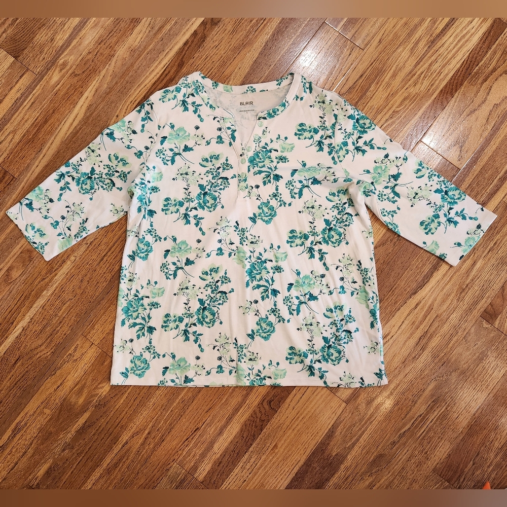 NWOT Blair women's floral top, XL